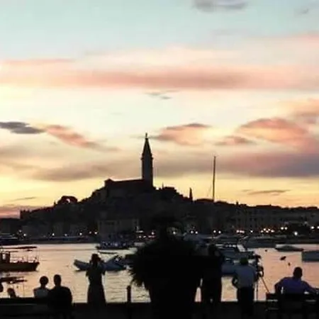 Vaal In With Balcony Apartment Rovinj