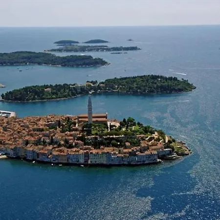 Vaal In Rovinj, With Balcony Ровинь