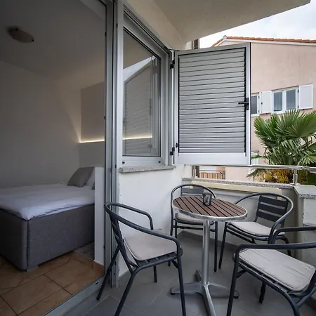 Vaal In Rovinj, With Balcony