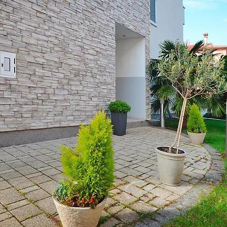Vaal In Rovinj, With Balcony Ровинь
